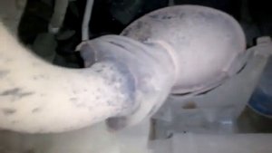 Дребезжание в районе катализатора калина 2