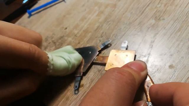 Средняя полировка медного радиатора специальным средством смотреть онлайн