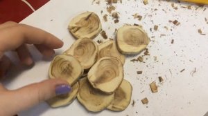 Подставка под горячее из можжевельника