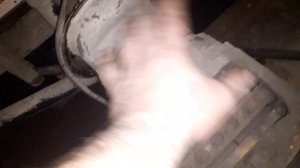 При нажатие на тормоз уходит воздух. Мерседес АТЕГО.