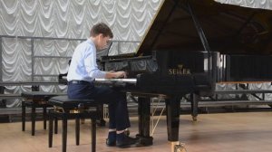 Й. Гайдн Соната №12 исполняет Кирилл Бойко