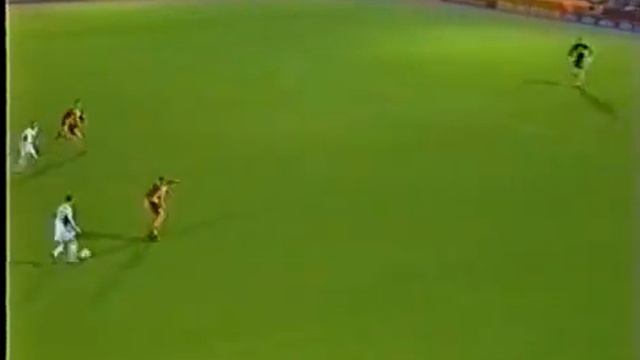 Arshavin debuted for the Zenit 02.08.2000 Bradford City vs Zenit Spb by Russian komrade.avi смотреть онлайн