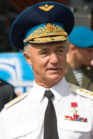 Валерий Востротин - человечище и генерал! Отец солдатам...