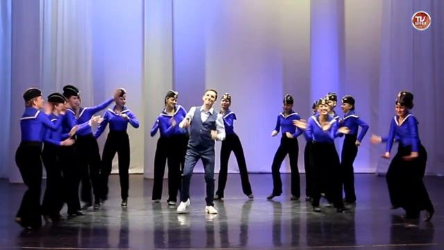 Дельфины, дельфины - У моря, у синего моря (Dance Video) / СербаТВ ?
