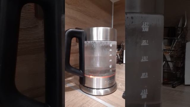 Электрический чайник Kitfort KT-623 в деле: завариваем чай без заварочника! смотреть онлайн