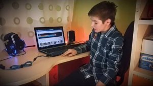 Обзор Игрового НоутБука Acer Aspire 5830TG (перезалив)