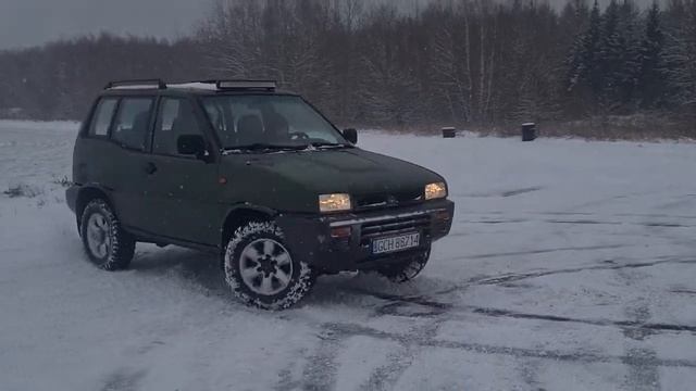 Nissan Terrano II jak sobie radzi? offroad 4x4 смотреть онлайн