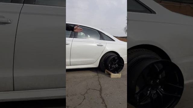 примерка дисков на Audi A6