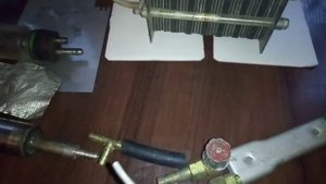 ТЕМПЕРАТУРА ГОРЕНИЯ ПЛАМЕНИ  500 ГРАДУСОВ ГАЗА БРАУНА .ПОДЖИГАЕМ ГАЗ БРАУНА БЕЗ ОБРАТНЫХ ХЛОПКОВ.