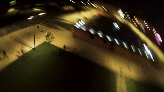 Ночная прогулка по площади Ижевска смотреть онлайн