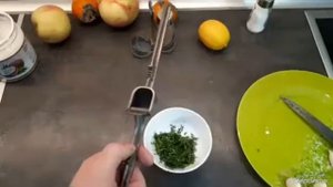 Рыба с чесночно- лимонным соусом