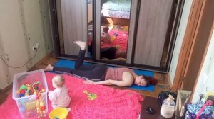 Фитнес с ребенком. Мама и малыш зарядка