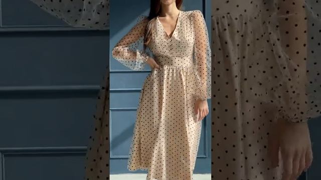 ЭЛЕГАНТНОЕ ВЕЧЕРНЕЕ МИДИ ПЛАТЬЕ С ОБЪЕМНЫМИ РУКАВАМИ БЕЖЕВОГО ЦВЕТА berezka shop смотреть онлайн