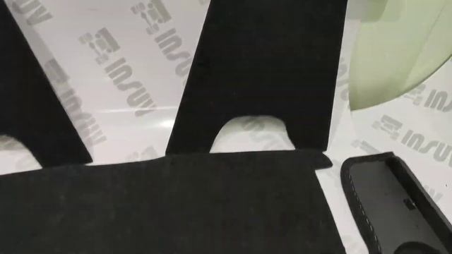 Акустическая полка на Ниву 2131 Урбан, с боковинами и опорами. смотреть онлайн