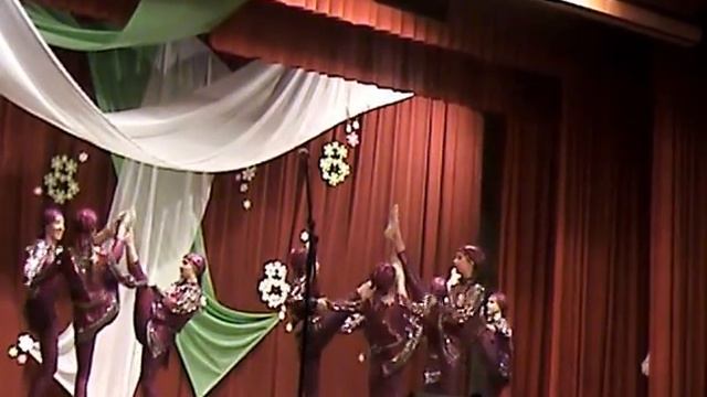 Как в Лудзе праздновали 8 марта 4 (Юность) смотреть онлайн