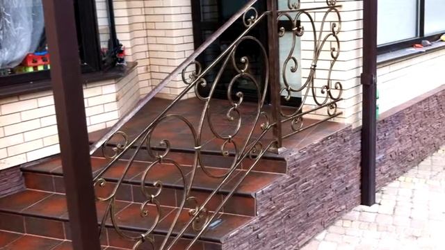 Перила 118  Наружные на улице ограждения кованые уличные фото Днепропетровск Днепр ковка