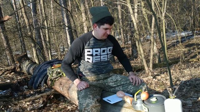 Весенний поход в лес / ГОТОВЛЮ ОЧЕРЕДНОЕ ПОХОДНОЕ БЛЮДО смотреть онлайн