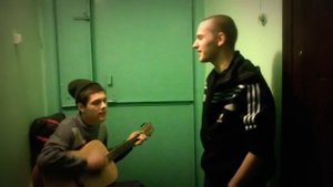 Аккорд гитары я возьму в последний раз