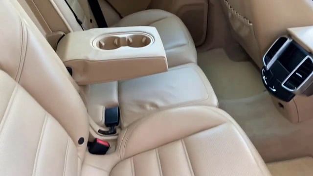 PORSCHE CAYENNE S HYBRID. 400 л.с. Расход 7,8 л по городу. смотреть онлайн