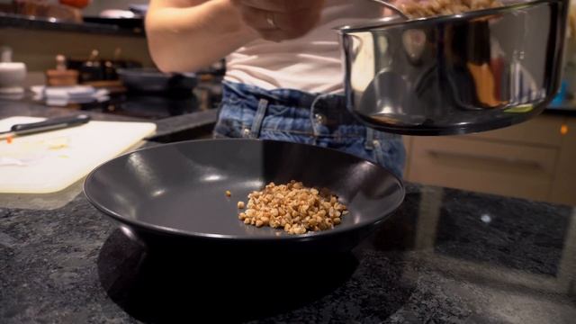 ВЕЧЕР ДОМА: простой ужин, вечерняя рутина ✨ смотреть онлайн