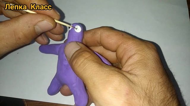 Радужные фан версии Rainbow Friends 2-Лепка Класс смотреть онлайн