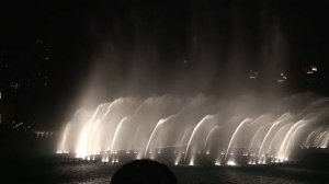 Dubai fountains Show / Шоу танцующих фонтанов в Дубае