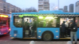 Вечерняя посадка на автобус №851 у метро "Речной вокзал", или сколько пассажиров оплатили проезд?
