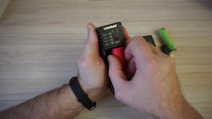 Liitokala lii 100 vs VariCore V10 vs Skilhunt M1 - Сравнение трех зарядок