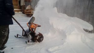 Крутая снегоуборочная машина ,,СаМоДеЛкА"