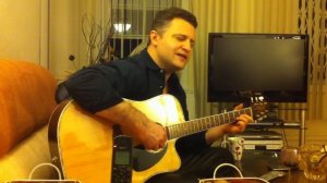 Над водой туман расстилается