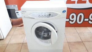 Стиральная машина Samsung\самсунг бу. цена 7950р