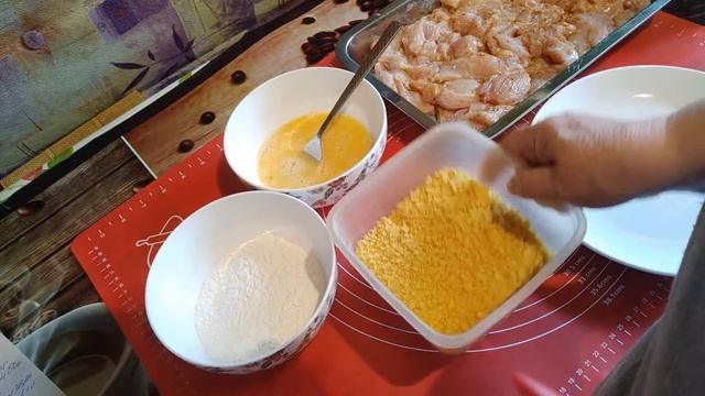 КУРИНЫЕ НАГГЕТСЫ. КАК ПРИГОТОВИТЬ НАГГЕТСЫ. РЕЦЕПТ.NUGGETS.@Алла Корбут. Готовим для семьи. смотреть онлайн