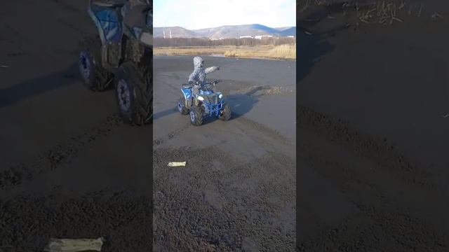 Камчатка. Детский квадроцик Wels. Новые локации для изучения. смотреть онлайн