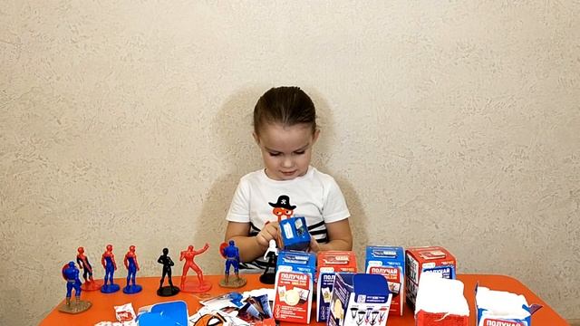 Unboxing Marvel Sweetbox / открываем свитбоксы марвел (spider-man; Avengers)