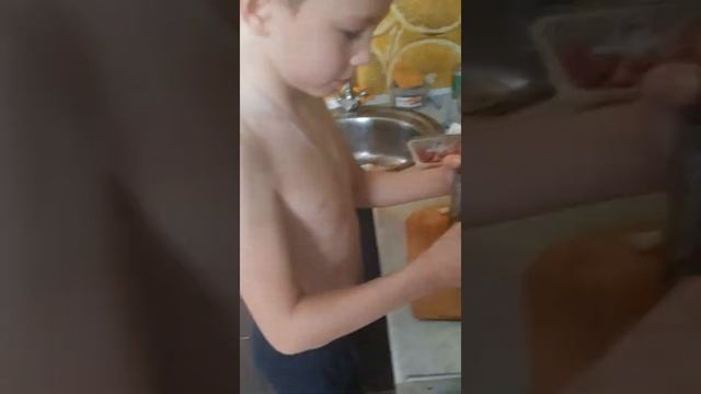 Готовим вместе. Тимка и Кируся смотреть онлайн