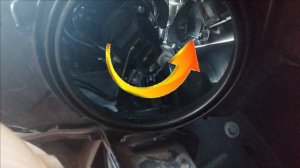 FORD KUGA II: Installer H1 et  H7 LED ampoule