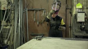 Как заварить отверстие?
