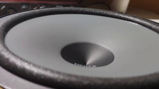 Hertz UNO K165 (75W RMS 300W PEAK) PREVIEW And TEST смотреть онлайн