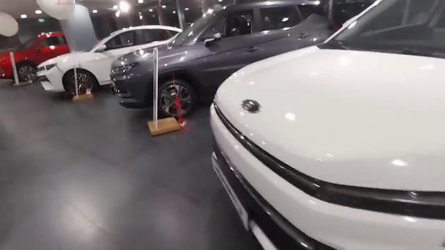 МОСКВИЧ - НЕТ ПРОДАЖ!!! ??? Шестая модель провалилась... ДАЮТ СКИДКУ 900 ТЫСЯЧ РУБЛЕЙ!!!