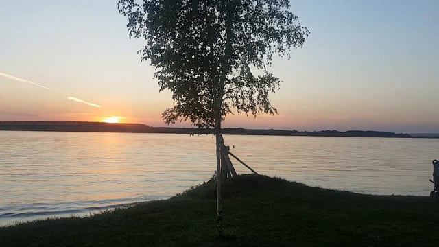 Старооскольское водохранилище на закате