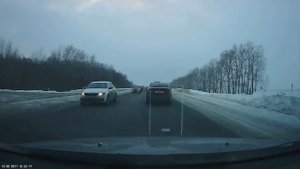 Грузовик пошёл на обгон под  запрещающий знак Рузаевка -Саранск