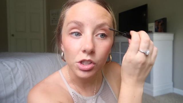 Quick Everyday Makeup Routine | drug store products, elf & L'Oreal Paris смотреть онлайн