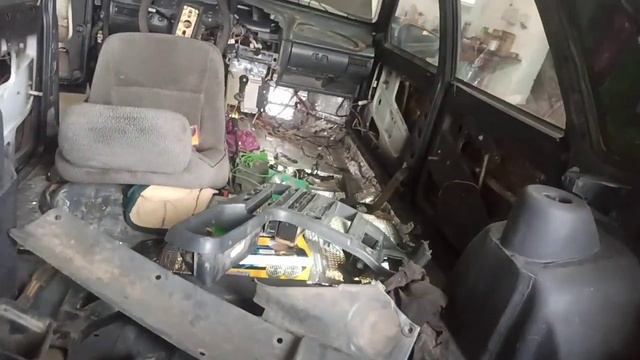 #БАГАЖНИК #ОТ #КНОПКИ ВАЗ 2108,09,13,14 подключение электрозамка крышки багажника ( от кнопки) смотреть онлайн