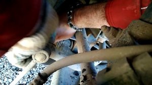 Vw Jetta / замена стойки переднего стабилизатора.