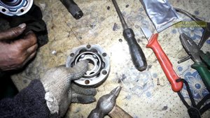 BMW E34 Замена пыльника шруса