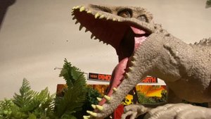Super Colossal Indominus Rex Toy Review