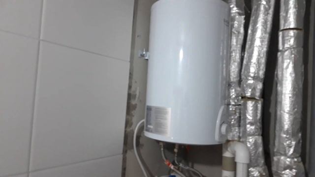 Распаковка — Накопительный водонагреватель Oasis Small 15LN