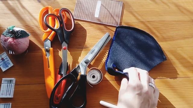 Инструменты для пошива нижнего белья. смотреть онлайн