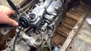 Уаз-469. Мкпп Ниссан патрол Y-60 на УАЗ!  Замена пыльника рычага КПП