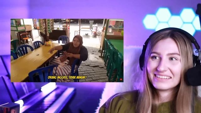 Ramadan in Indonesia Waseem's Way Travel Vlog Reaction Carlie Shea What Now смотреть онлайн